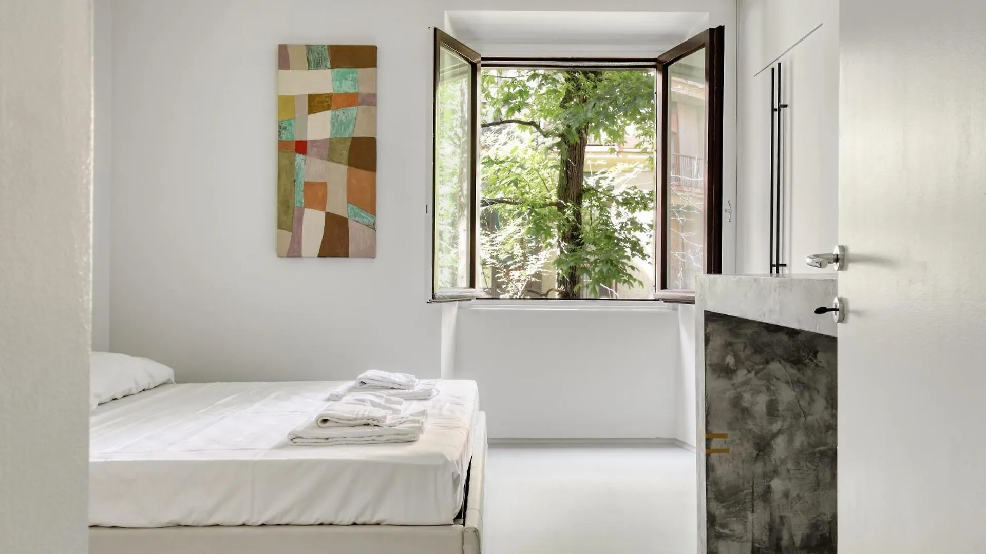Daire Brera - Bright And Cosy 2 Bedrooms Apt- Via Solferino Milano İtalya