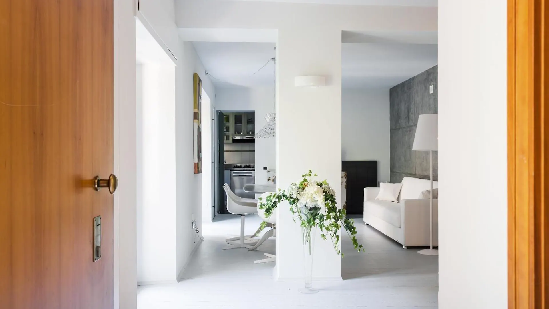 Brera - Bright And Cosy 2 Bedrooms Apt- Via Solferino Milano İtalya
